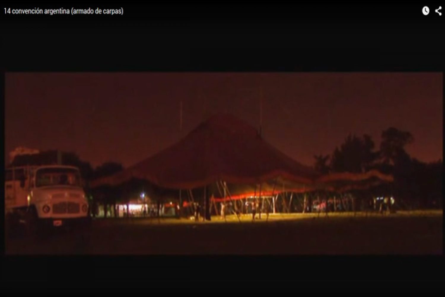 Convención Argentina de Circo. 14Va Convención 2010. Armado de Carpas - Primer Día.